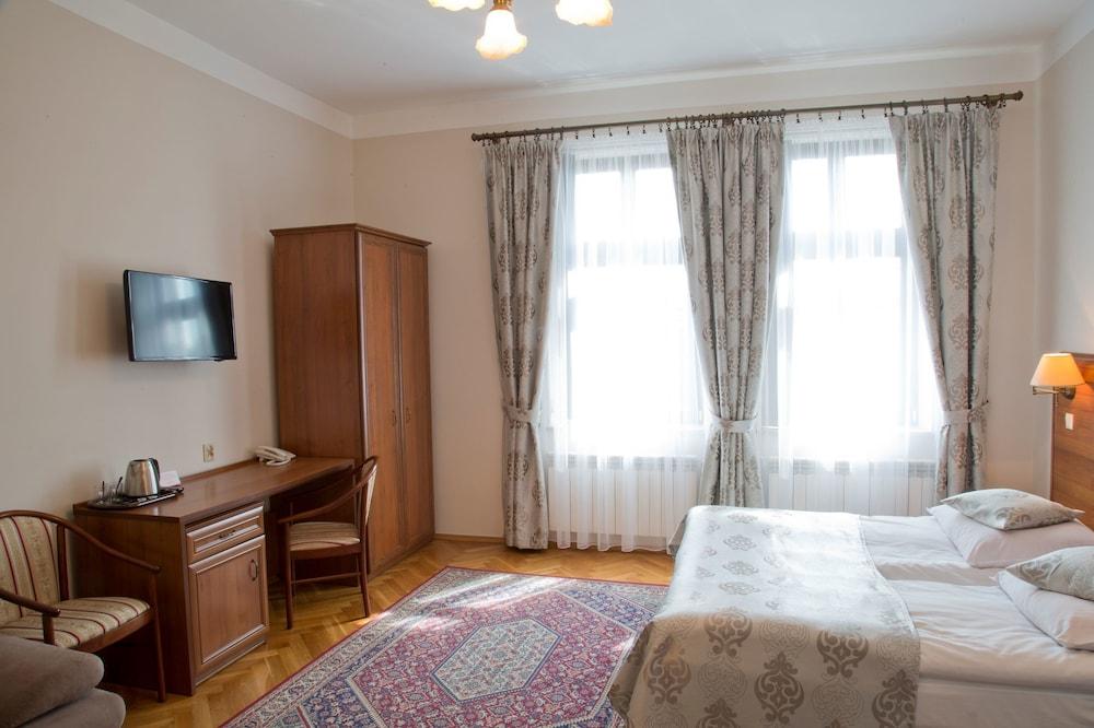 Aparthotel Basztowa Krakow Exterior photo