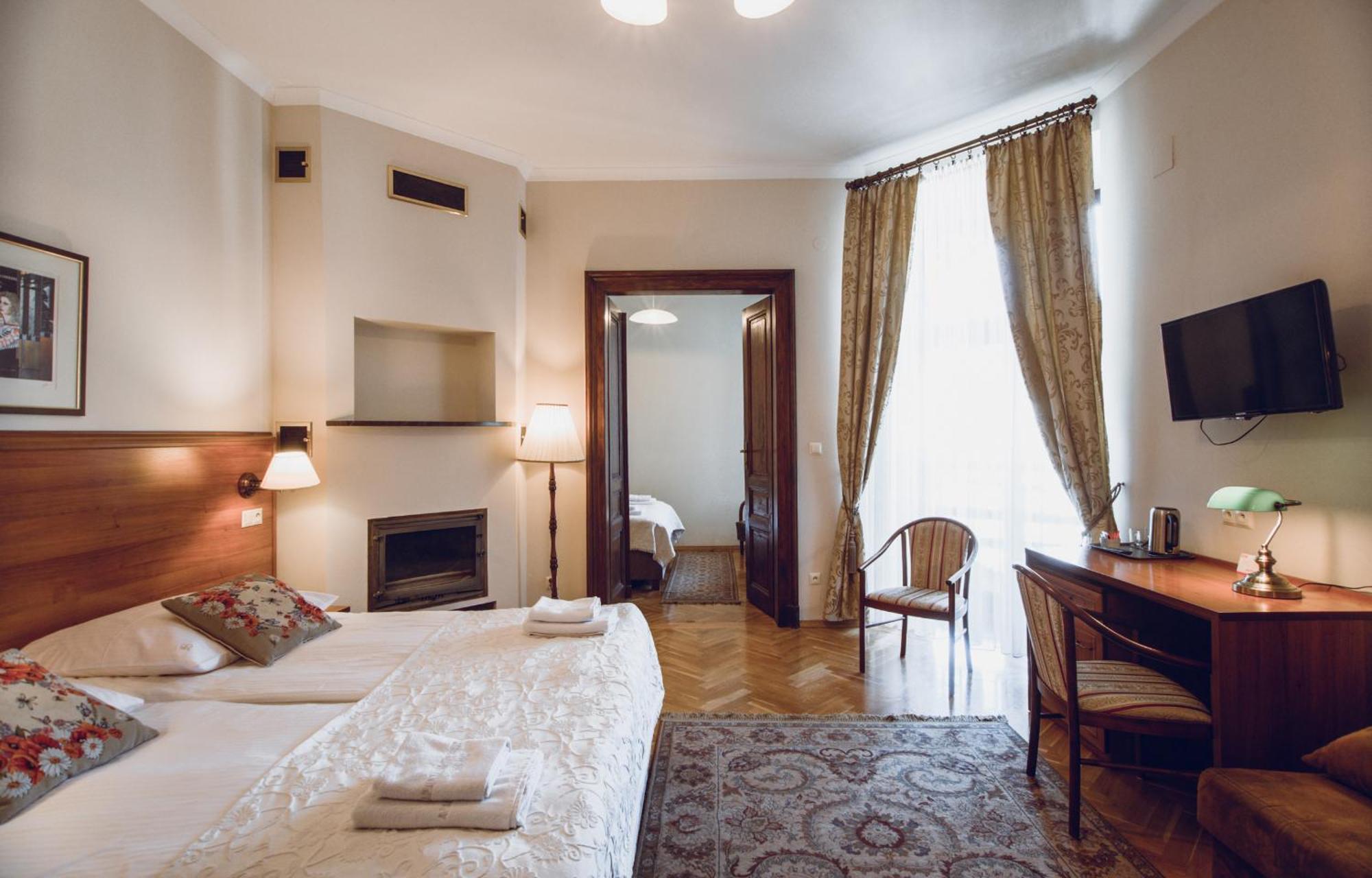 Aparthotel Basztowa Krakow Exterior photo
